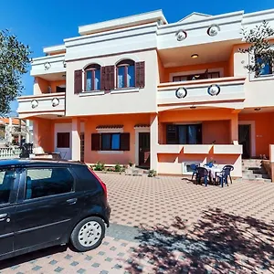 Brane - Free Parking Appartement